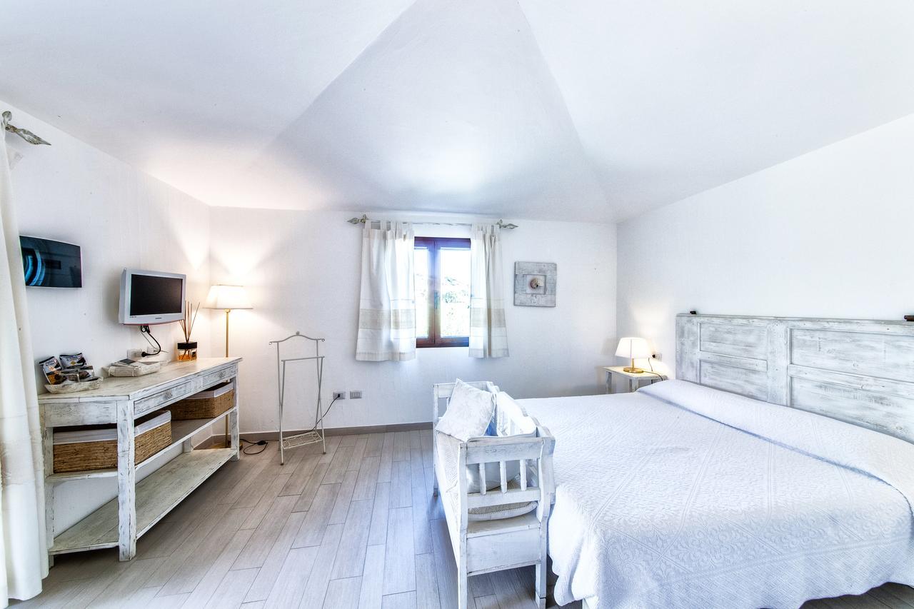 Cento Ulivi B&B Golfo Aranci Exteriér fotografie